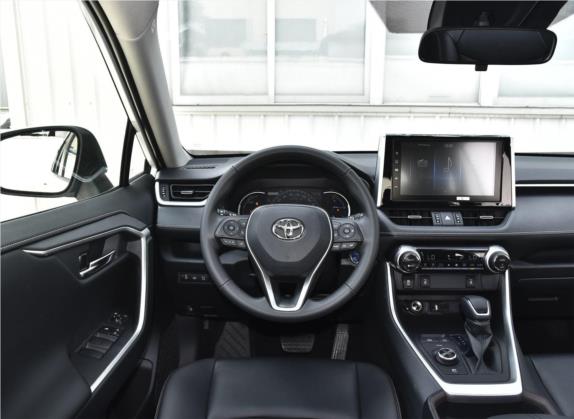RAV4荣放 2020款 双擎 2.5L E-CVT四驱精英PLUS版 中控类   驾驶位