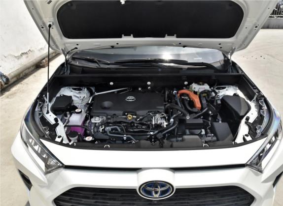 RAV4荣放 2020款 双擎 2.5L E-CVT四驱精英PLUS版 其他细节类   发动机舱