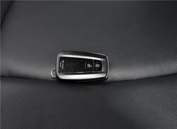 RAV4荣放 2020款 双擎 2.5L E-CVT四驱精英PLUS版 其他细节类   钥匙