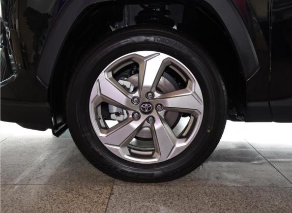 RAV4荣放 2021款 2.0L CVT四驱风尚PLUS版 其他细节类   前轮