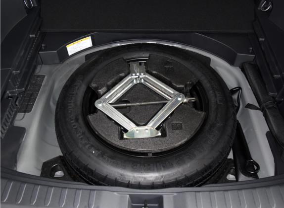 RAV4荣放 2021款 2.0L CVT四驱风尚PLUS版 其他细节类   备胎