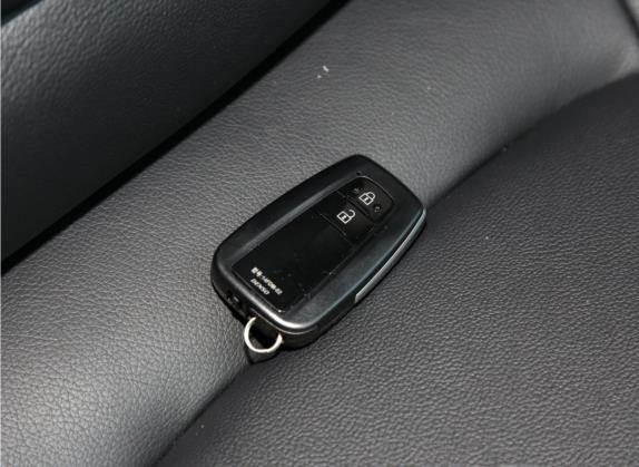RAV4荣放 2021款 2.0L CVT四驱尊贵版 其他细节类   钥匙