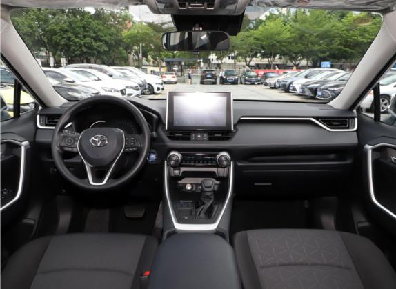 RAV4荣放 2021款 双擎 2.5L E-CVT两驱精英版 中控类   中控全图