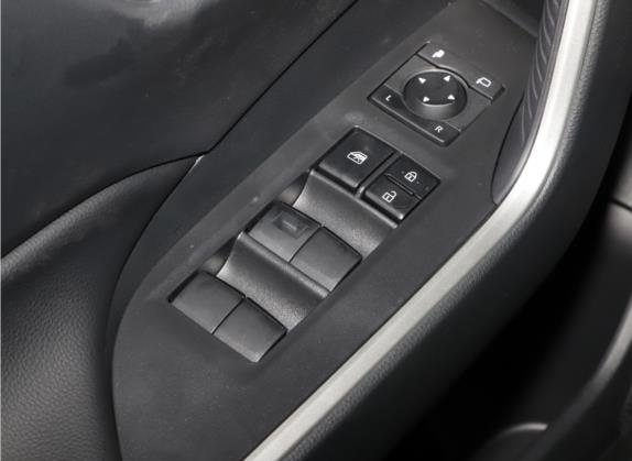 RAV4荣放 2021款 双擎 2.5L E-CVT两驱精英版 车厢座椅   门窗控制