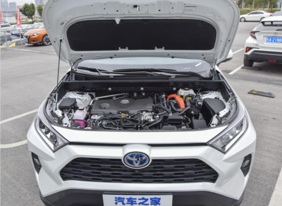 RAV4荣放 2021款 改款 双擎 2.5L E-CVT四驱精英PLUS版 其他细节类   发动机舱
