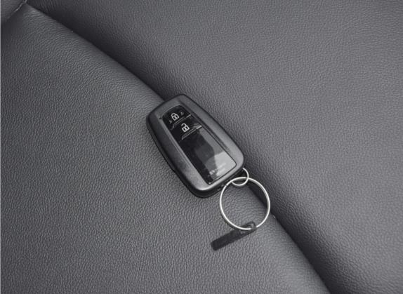 RAV4荣放 2021款 改款 双擎 2.5L E-CVT四驱精英PLUS版 其他细节类   钥匙