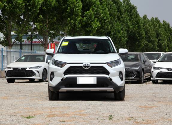 RAV4荣放 2022款 2.0L CVT两驱风尚版 外观   正前