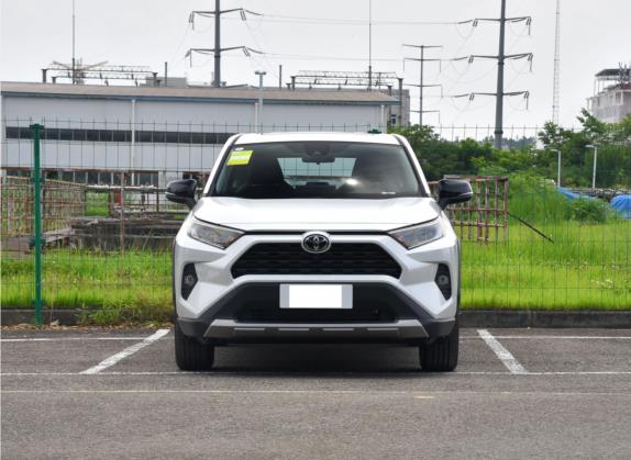 RAV4荣放 2022款 2.0L CVT四驱风尚版 外观   正前