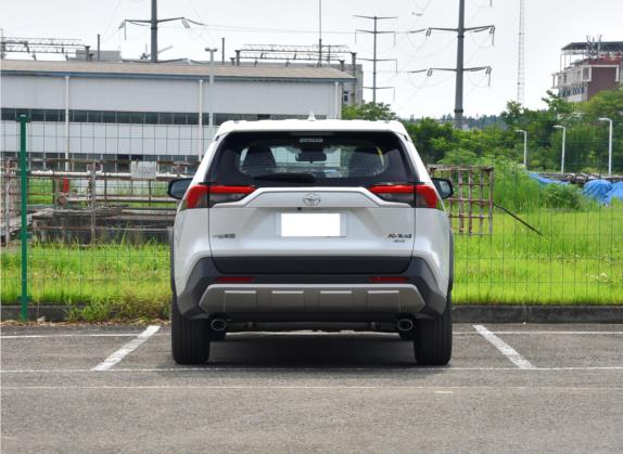 RAV4荣放 2022款 2.0L CVT四驱风尚版 外观   正后