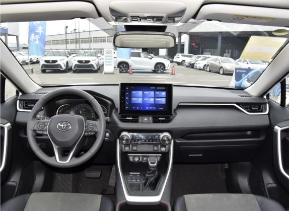 RAV4荣放 2022款 2.0L CVT四驱风尚Plus版 中控类   中控全图