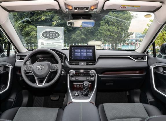 RAV4荣放 2022款 2.0L CVT四驱尊贵版 中控类   中控全图