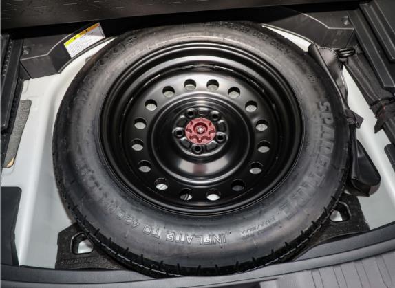 RAV4荣放 2022款 2.0L CVT四驱尊贵版 其他细节类   备胎
