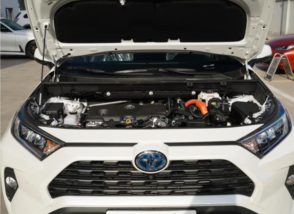 RAV4荣放 2022款 双擎 2.5L E-CVT四驱精英Plus版 其他细节类   发动机舱