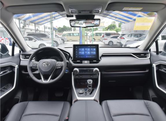 RAV4荣放 2022款 双擎 2.5L E-CVT四驱旗舰版 中控类   中控全图