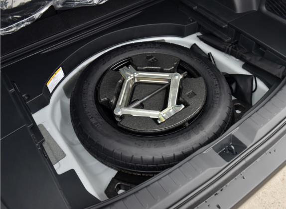 RAV4荣放 2022款 双擎 2.5L E-CVT四驱旗舰版 其他细节类   备胎