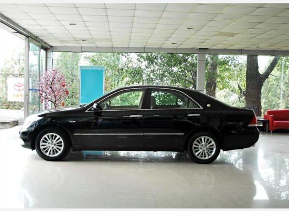 皇冠 2007款 2.5L Royal 特别版 外观   正侧