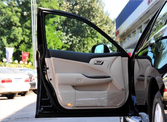 皇冠 2011款 2.5L Royal 真皮天窗特别版 车厢座椅   前门板