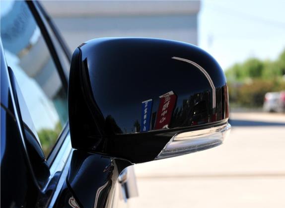 皇冠 2011款 2.5L Royal 真皮天窗特别版 外观细节类   外后视镜