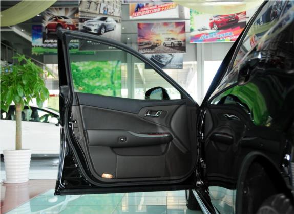 皇冠 2012款 2.5L Royal 真皮版 车厢座椅   前门板