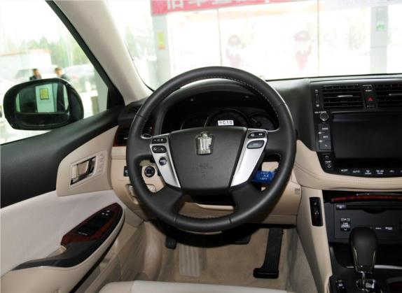 皇冠 2012款 2.5L Royal 舒适版 中控类   驾驶位