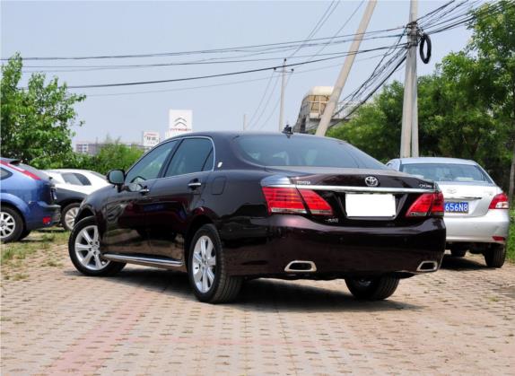 皇冠 2012款 3.0L Royal Saloon VIP 外观   斜后