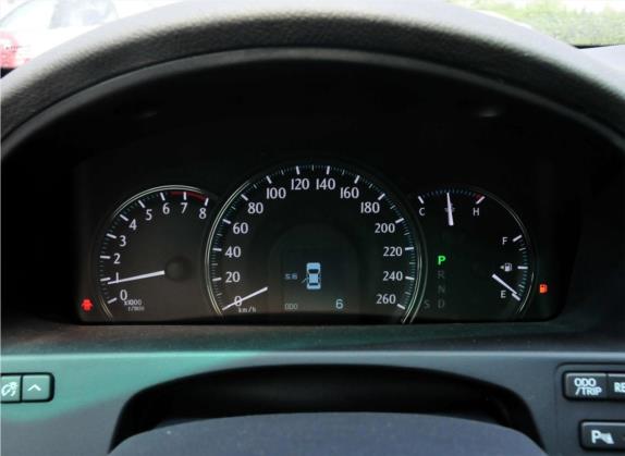 皇冠 2012款 3.0L Royal Saloon VIP 中控类   仪表盘