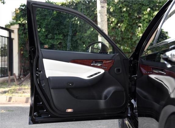 皇冠 2015款 2.0T 尊享版 车厢座椅   前门板