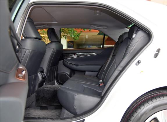 皇冠 2015款 2.5L 智享版 车厢座椅   后排空间