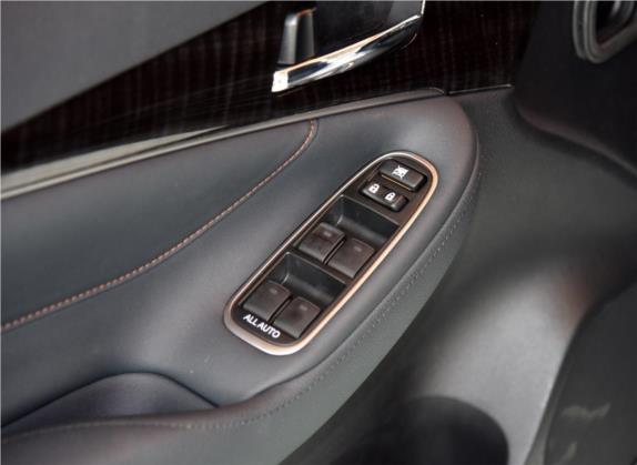 皇冠 2015款 2.5L 智享版 车厢座椅   门窗控制