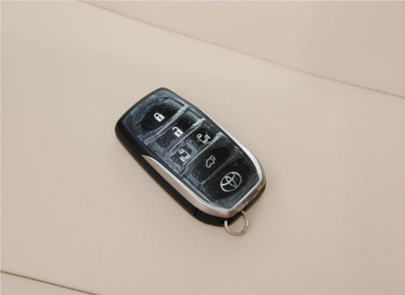 普瑞维亚 2012款 3.5L 7人座豪华型 其他细节类   钥匙