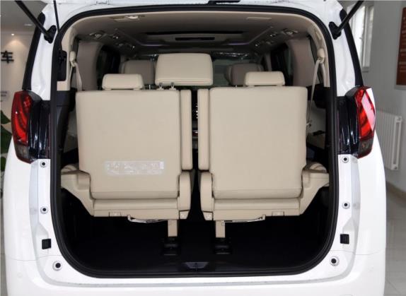 埃尔法 2015款 3.5L 豪华版 车厢座椅   后备厢