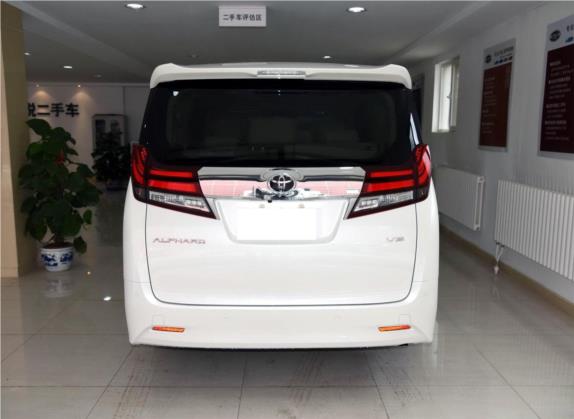 埃尔法 2015款 3.5L 豪华版 外观   正后