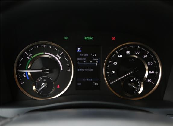 埃尔法 2020款 双擎 2.5L 豪华版 中控类   仪表盘
