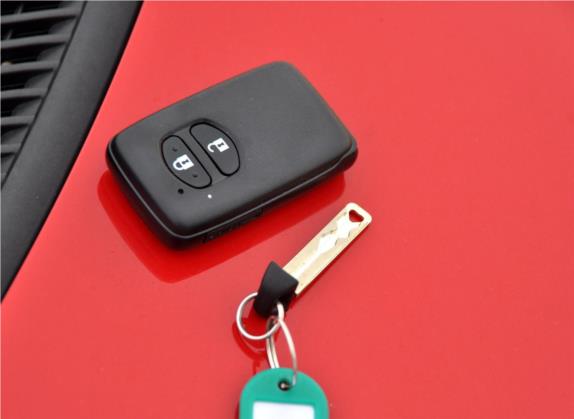 杰路驰 2011款 2.5L 豪华版 其他细节类   钥匙