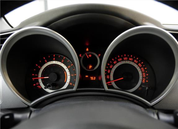 杰路驰 2014款 2.5L 豪华版 中控类   仪表盘