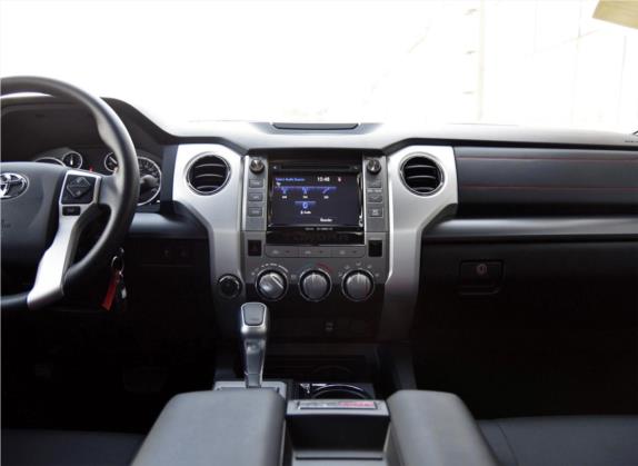 坦途 2014款 5.7L TRD Pro 中控类   中控台
