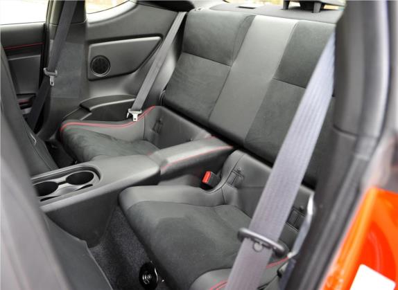 丰田86 2013款 2.0L 自动豪华型 车厢座椅   后排空间