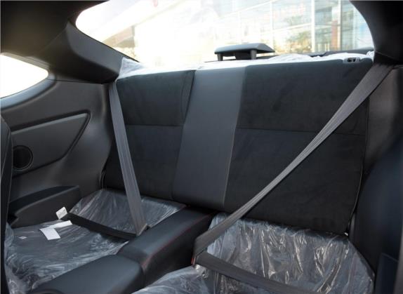 丰田86 2014款 2.0L 手动豪华型 车厢座椅   后排空间