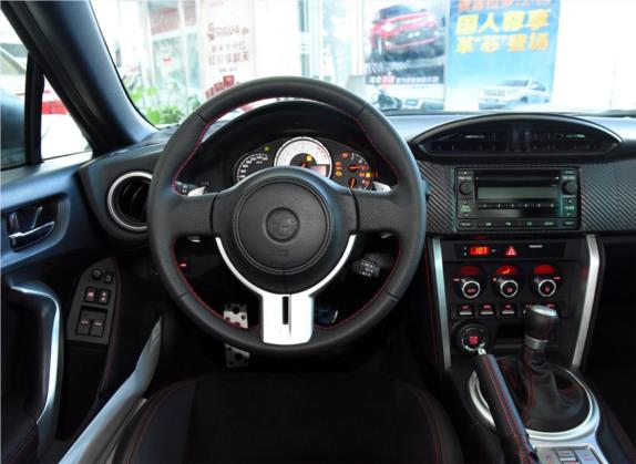 丰田86 2014款 2.0L 自动豪华型 中控类   驾驶位