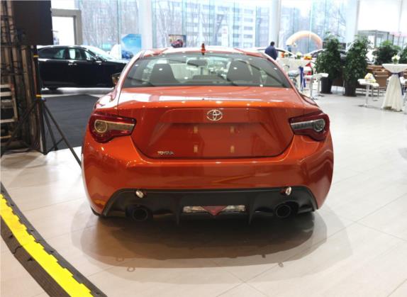 丰田86 2017款 2.0L 自动精英型 外观   正后