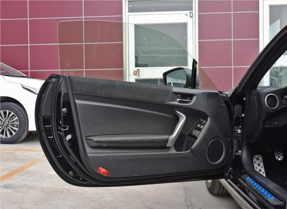 丰田86 2019款 2.0L 手动豪华版 车厢座椅   前门板