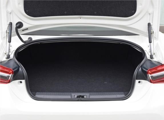 丰田86 2019款 2.0L 自动豪华版 车厢座椅   后备厢