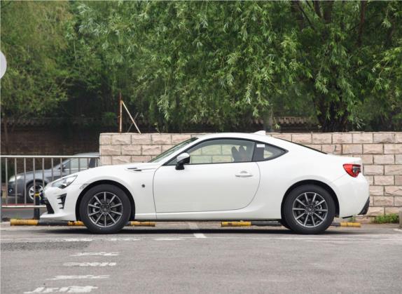 丰田86 2019款 2.0L 自动豪华版 外观   正侧