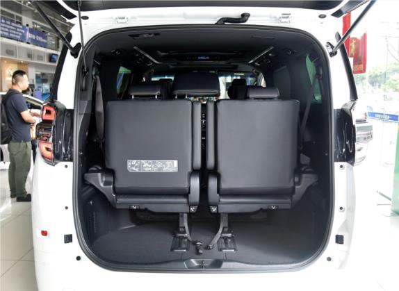 威尔法 2019款 双擎 2.5L HV尊贵版 车厢座椅   后备厢