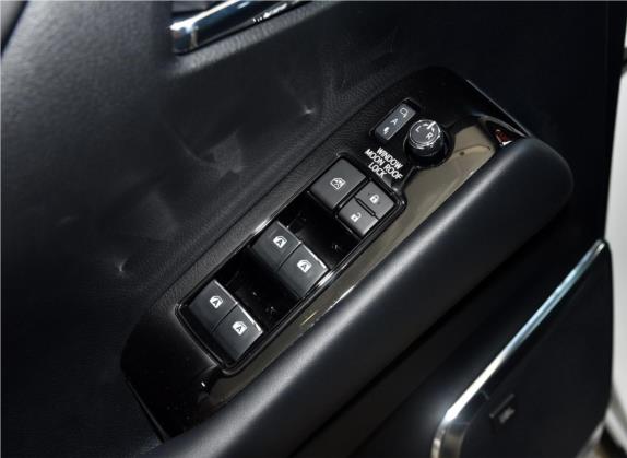 威尔法 2019款 双擎 2.5L HV尊贵版 车厢座椅   门窗控制