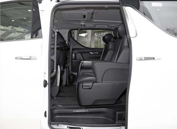 威尔法 2020款 双擎 2.5L HV豪华版 车厢座椅   后排空间