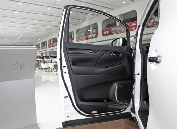 威尔法 2020款 双擎 2.5L HV豪华版 车厢座椅   前门板
