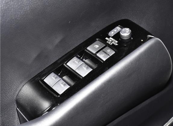 威尔法 2023款 皇冠 双擎 2.5L HV豪华版 车厢座椅   门窗控制