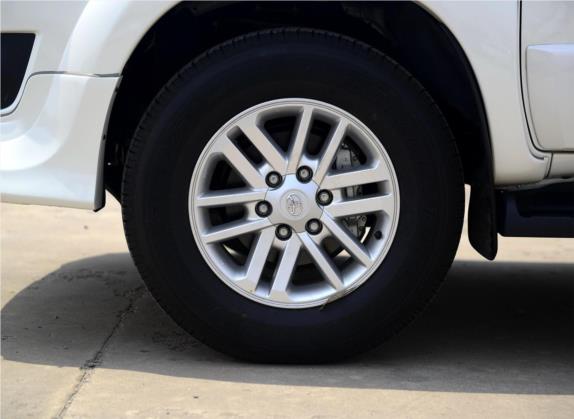 Fortuner 2015款 2.7L 标准版 其他细节类   前轮