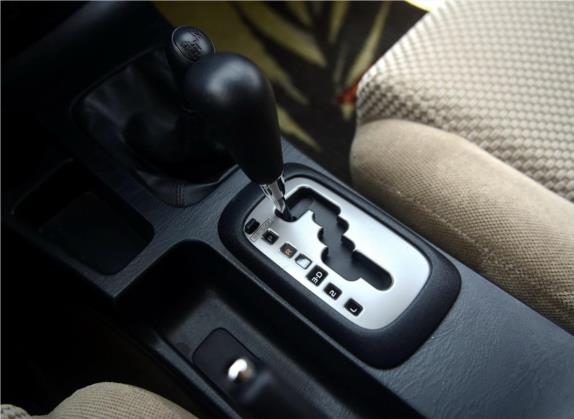 Fortuner 2015款 2.7L 标准版 中控类   挡把